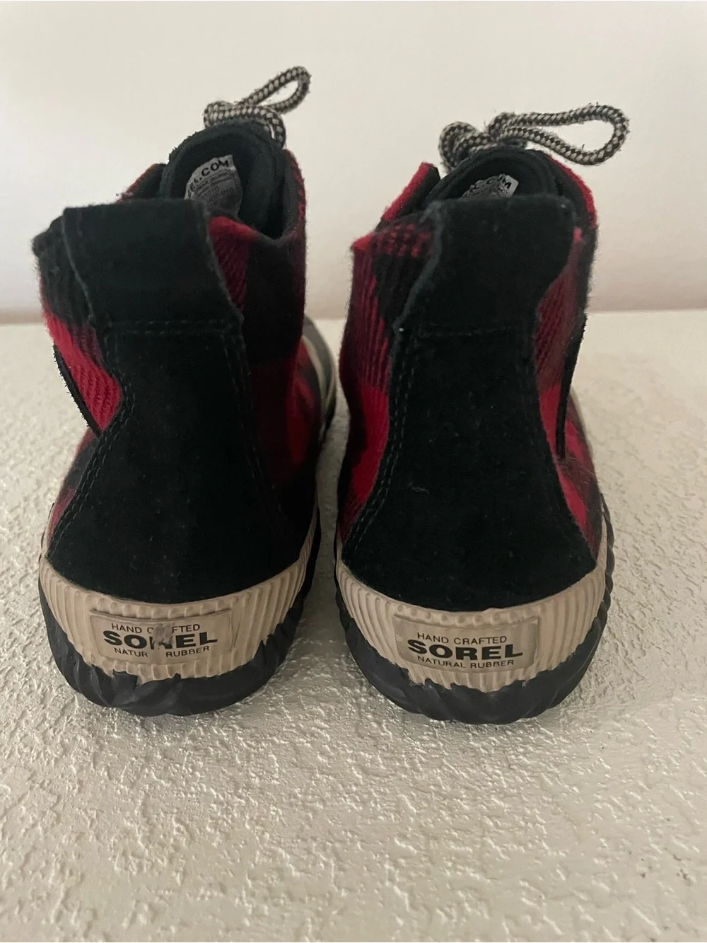 Sorel Out 'N About Duck Boots Womens 10 Waterproof Buffalo Plaid